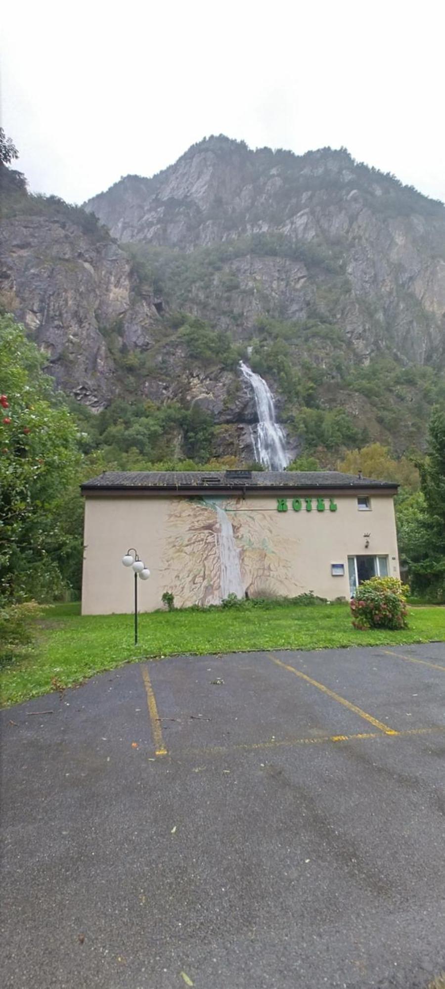 La Cascade Hotel Vernayaz Eksteriør billede